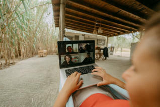 Télétravail depuis l’étranger : tout savoir sur le cadre juridique ...