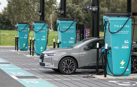 On peut pirater votre voiture électrique via une borne de recharge publique ...