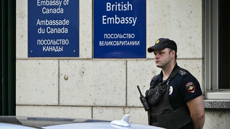 La Russie réclame l'expulsion de deux diplomates britanniques accusés d'espionnage ...